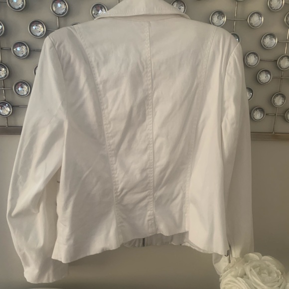 White cotton moto jacket with zipper detail - Picture 6 of 8